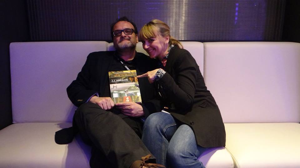 Ángel Sala con el libro de J.J. Abrams