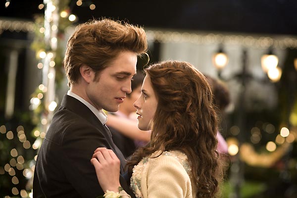 Robert Pattinson asegura que estuvo a punto de ser despedido de “Crepúsculo”