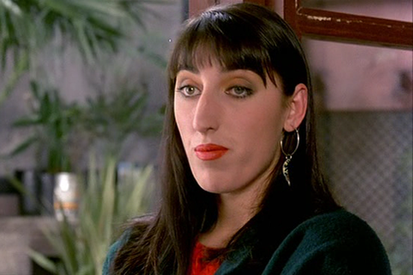 Rossy de Palma echa una mano al ciudadano ilustre Óscar Martínez