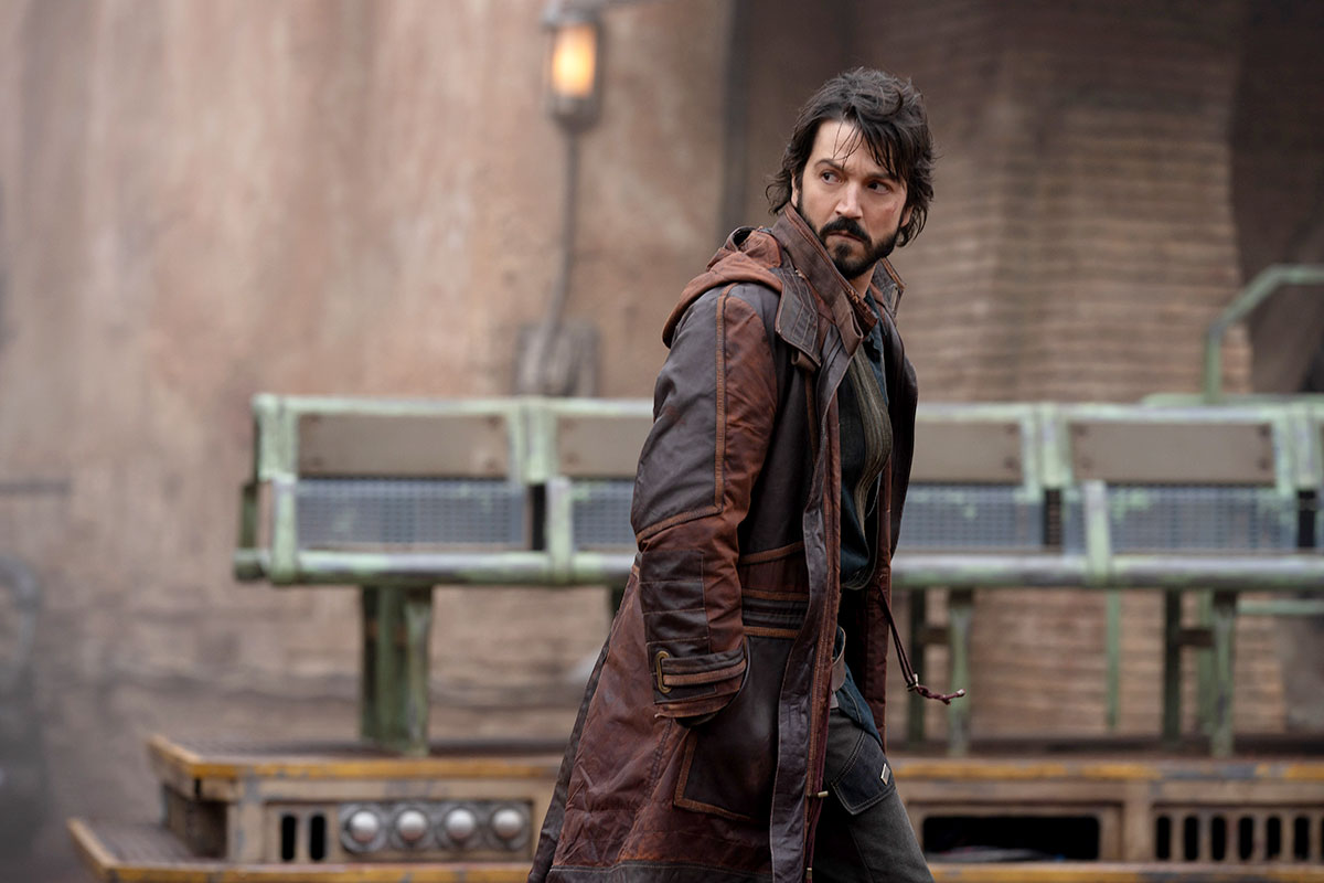 El mexicano Diego Luna, protagonista de "Andor", arremete contra la política inmigratoria del presidente Trump