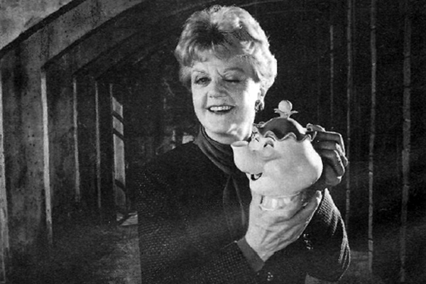 Angela Lansbury, disgustada por el remake en imagen real de “La bella y la bestia” de Walt Disney