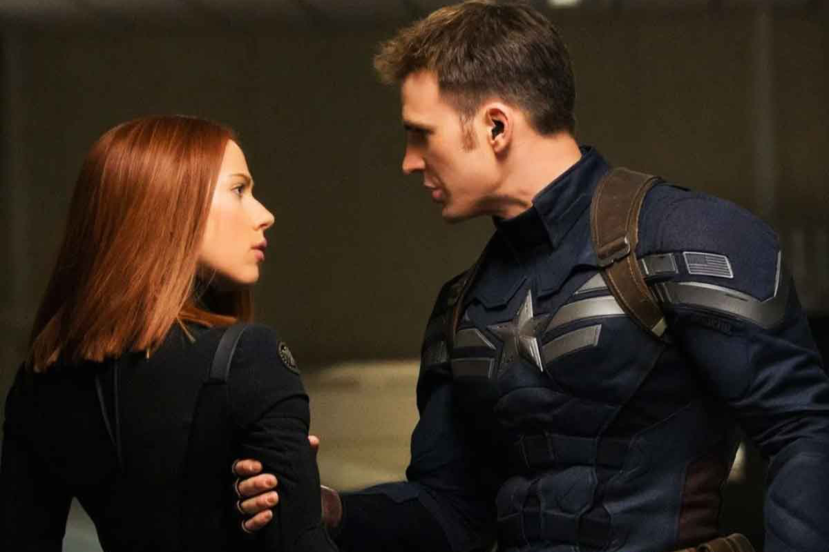 Superhéroes Marvel: Chris Evans y Scarlett Johansson
