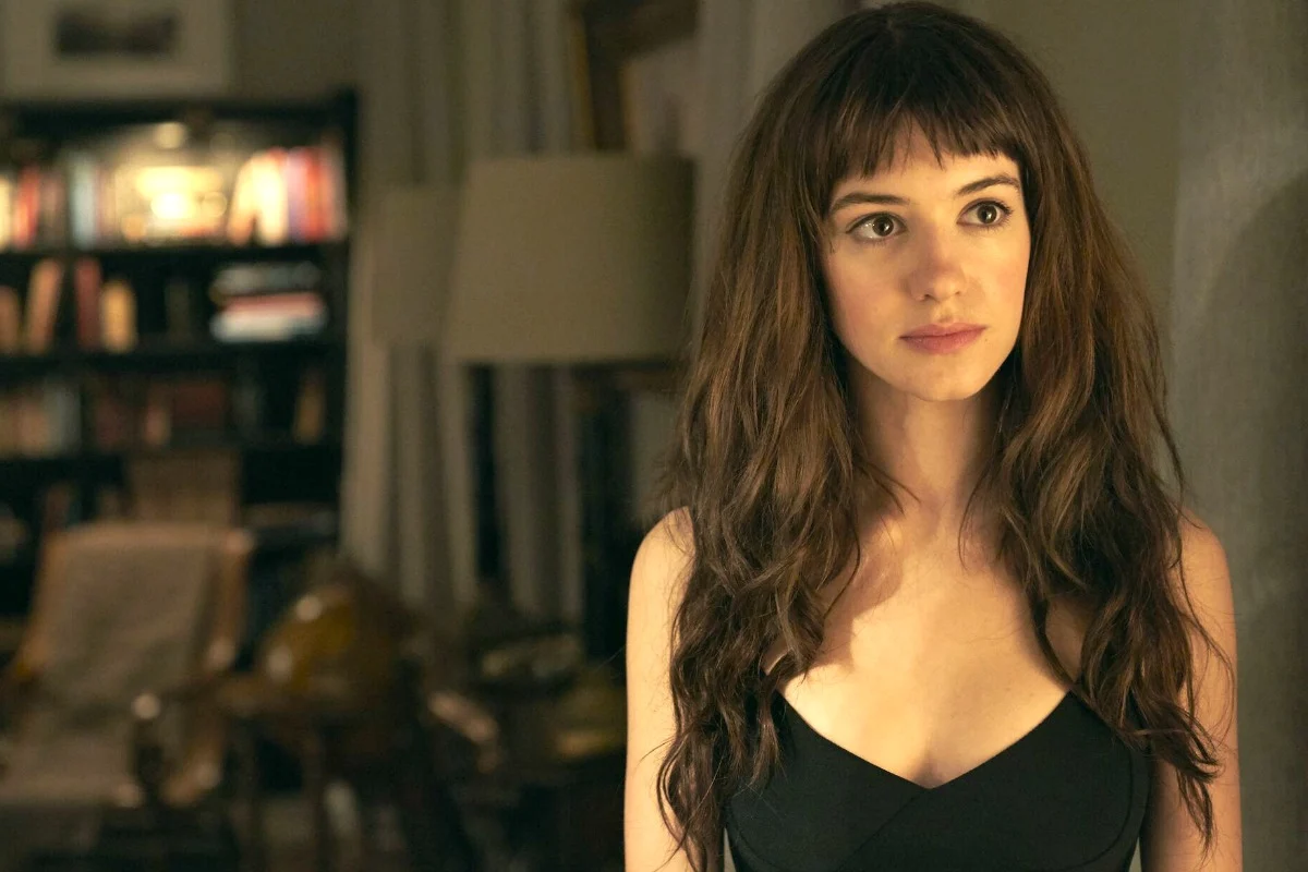 Daisy Edgar-Jones y Emilia Jones, frente a frente en "Kneecap"