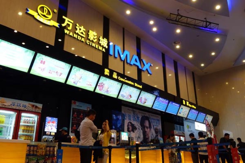 China estudia la reapertura de salas de cine