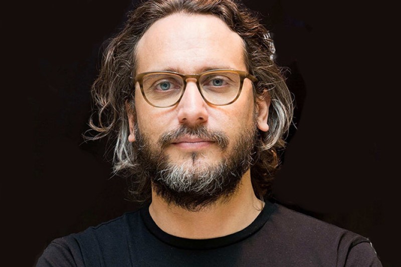 Fede Álvarez hará una cinta pandémica de zombies