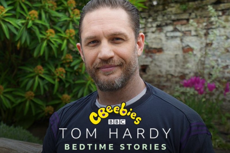 Tom Hardy leerá cuentos a los niños antes de acostarse