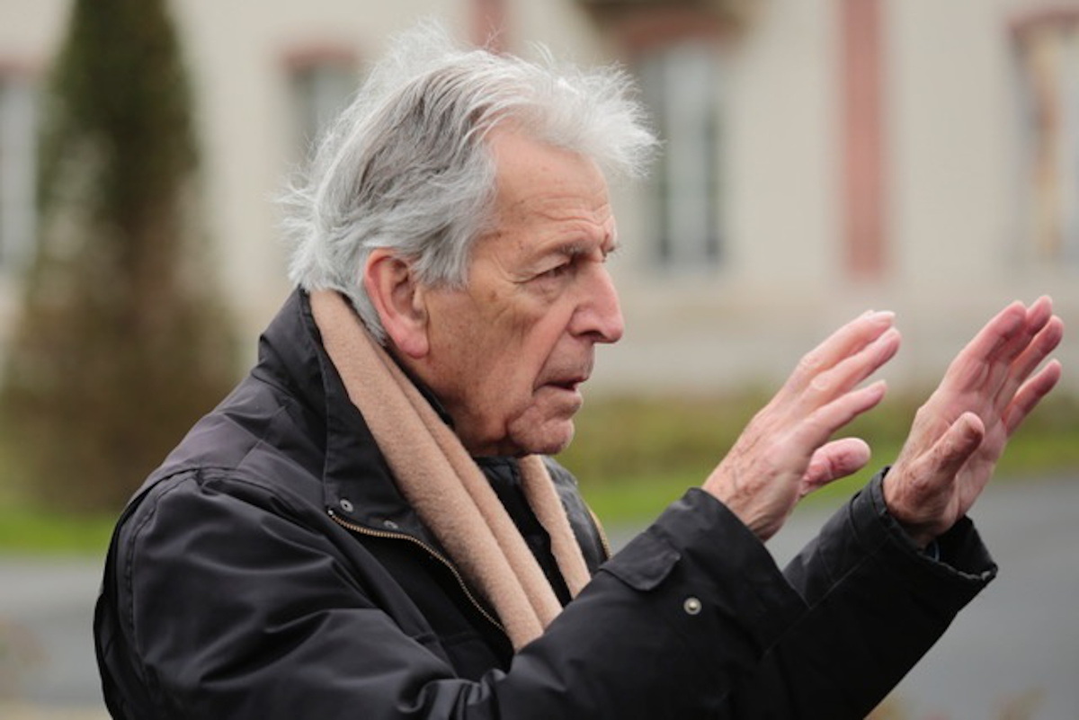 Costa-Gavras: "Los cuidados paliativos son una solución muy moderna y una esperanza extraordinaria"