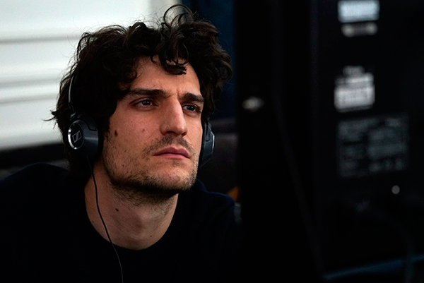 Louis Garrel nos da las claves de su película "Un hombre fiel"