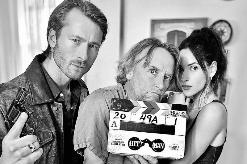 Glen Powell, guionista y estrella no por casualidad en "Hit Man"