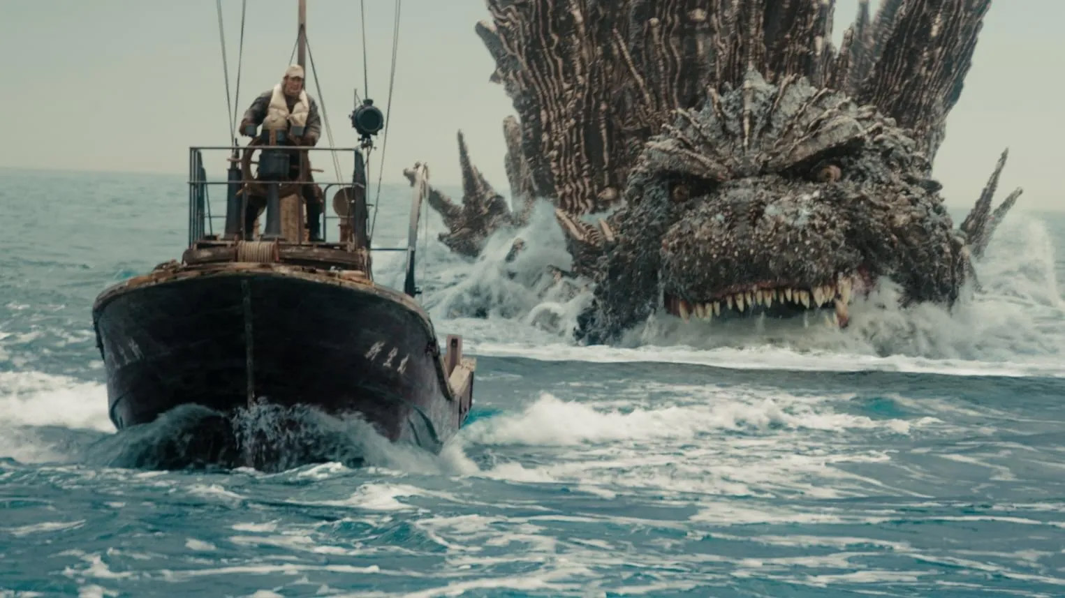 El director de la oscarizada "Godzilla Minus One" se asocia con Ridley Scott