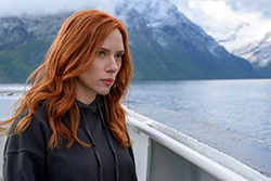viuda negra scarlett johansson