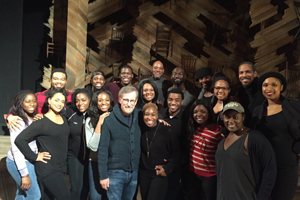 Steven Spielberg acude a ver el musical de "El color púrpura" en Broadway