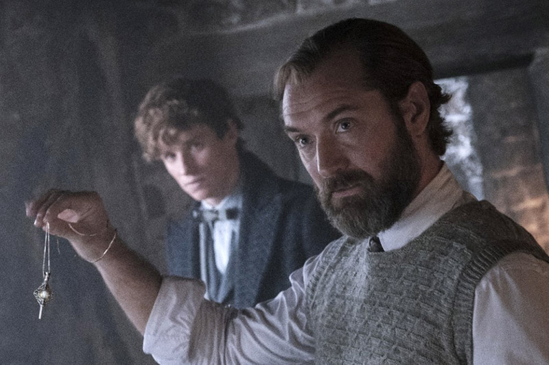Repite "Animales fantásticos: Los secretos de Dumbledore"