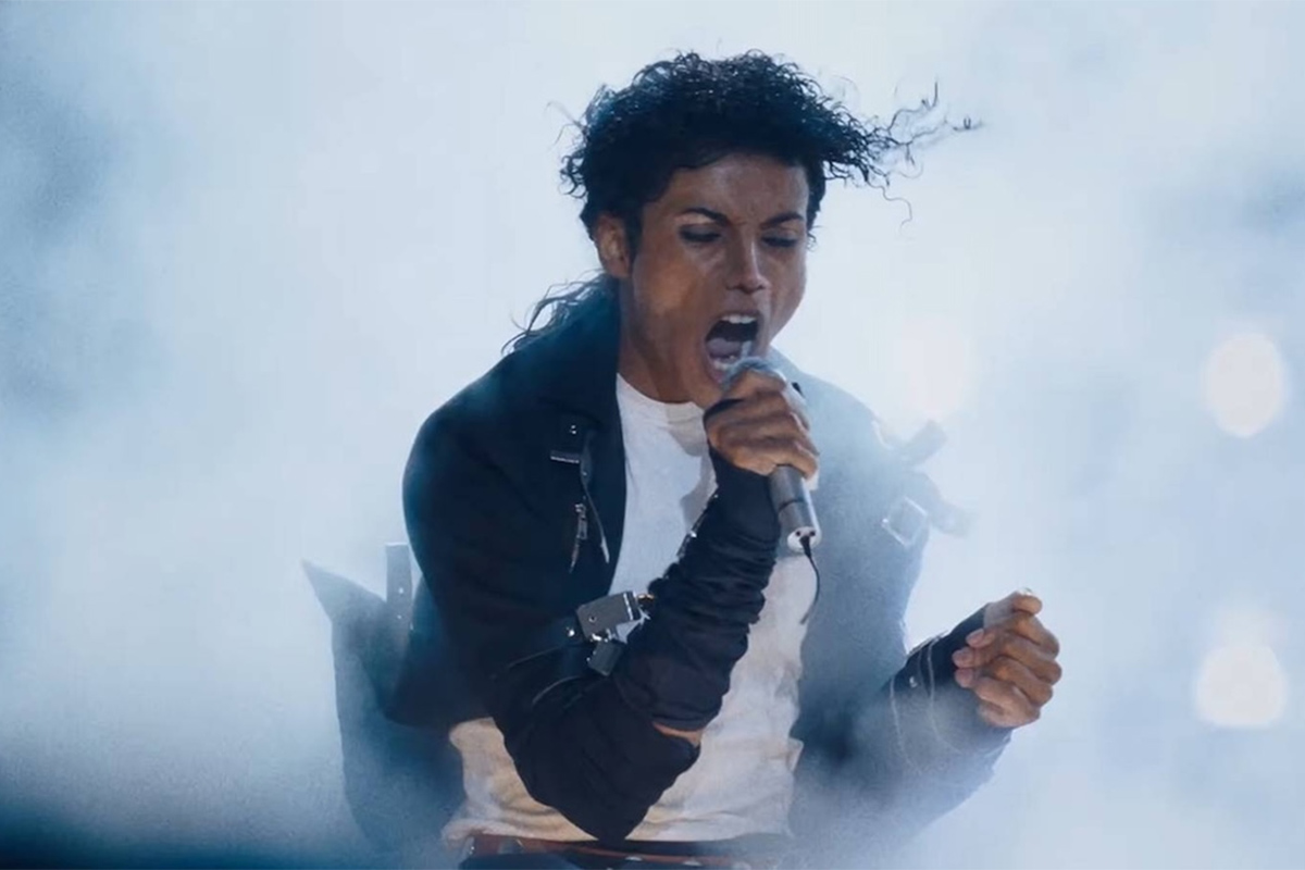 "Michael" recupera el ritmo