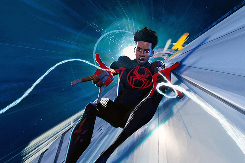 "Spider-Man: Cruzando el multiverso" se eleva al máximo