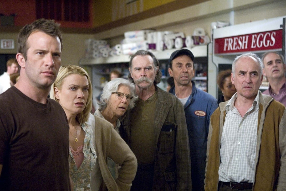 Mike Flanagan defiende ante los fans su remake de "La niebla", de Stephen King