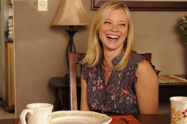 Amy Smart se toma con humor las películas de “Star Wars” y de superhéroes