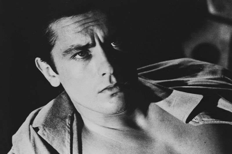 Tolón, tolón, ¿qué opinas de Alain Delon?