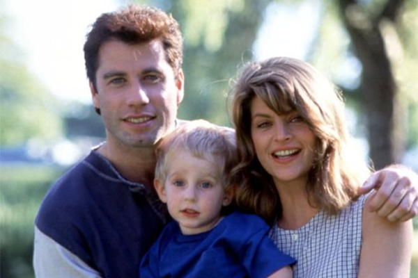 ¡Mira quién ya es abuela! Kirstie Alley saluda a su primer nieto