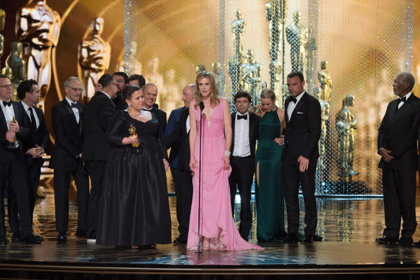 Los Oscar coronan a Leonardo DiCaprio y reconocen a "Spotlight" como mejor película