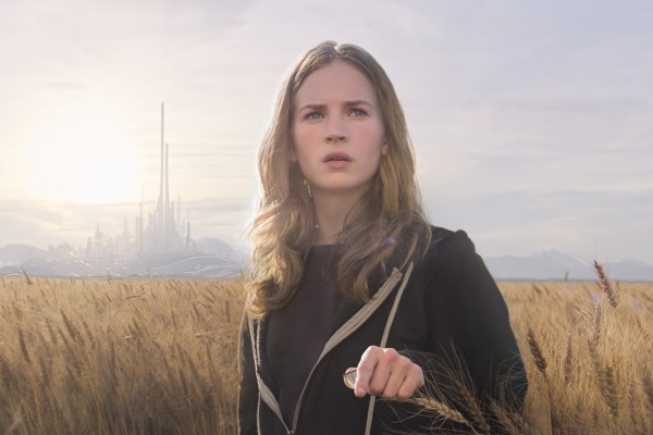 Britt Robertson, de “Tomorrowland” al mundo de los negocios online
