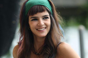 Álex González y Clara Lago en órbita
