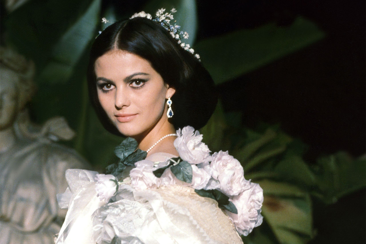 El peligroso baile de Claudia Cardinale en "El gatopardo"