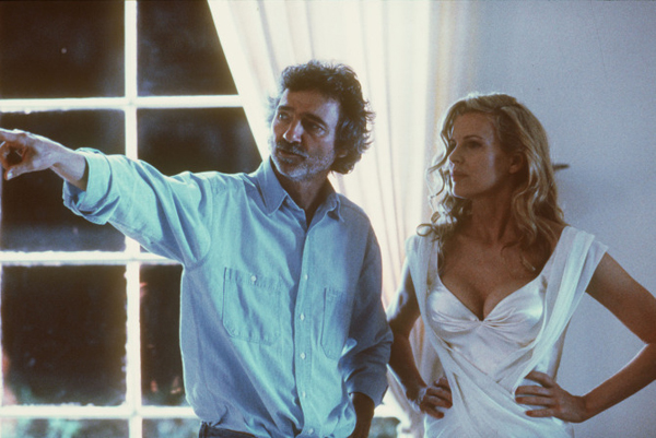 Fallece Curtis Hanson, director de “L.A. Confidential”