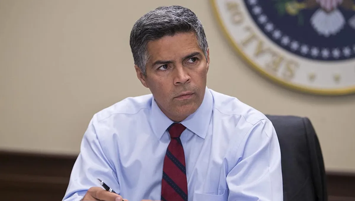 Esai Morales será El Coyote en una película de contrabandistas