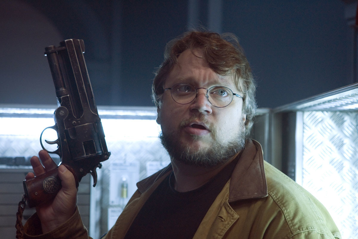 Guillermo del Toro debuta en la publicidad con una botella de tequila