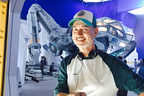 Tras “Independence Day: Contraataque”, Roland Emmerich idea un nuevo motivo para la destrucción de la Tierra
