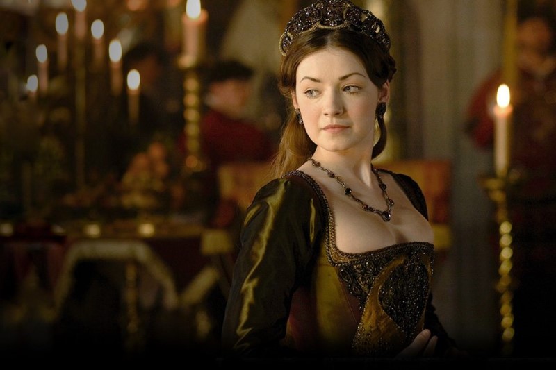 Sarah Bolger protege con mano dura a su familia