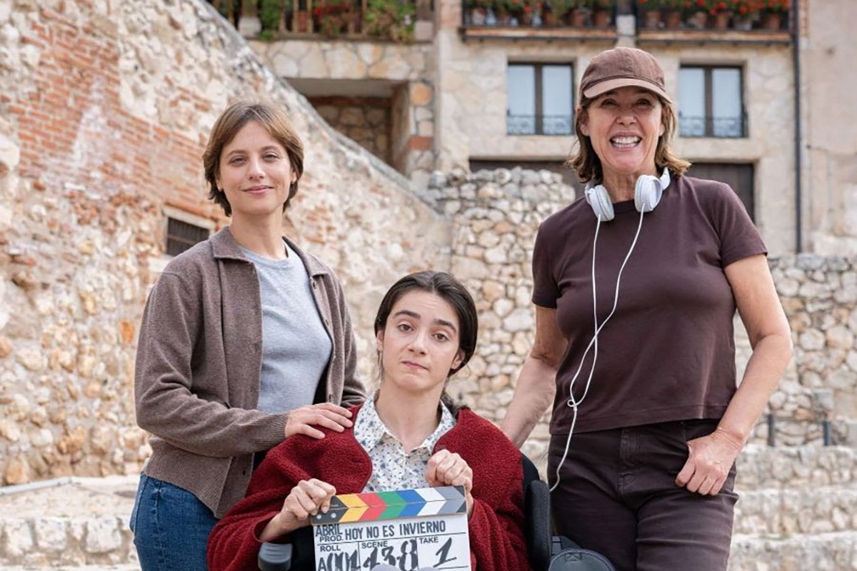 Mabel Lozano debuta en la ficción con "Abril, hoy no es invierno"