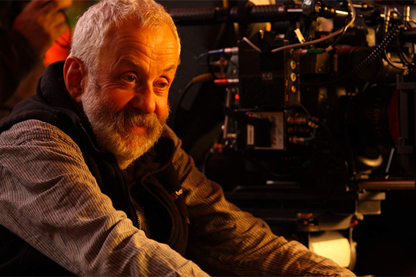 Mike Leigh anuncia que "Tender Loving Care" será probablemente su última película