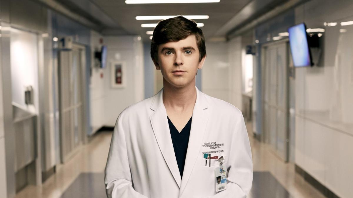 Freddie Highmore ya tiene nueva serie