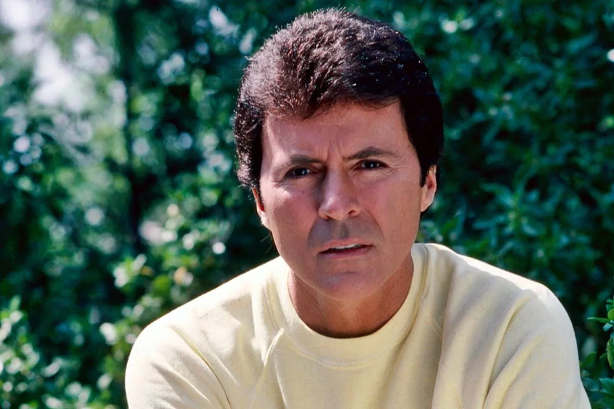 Adiós a James Darren, cantante holográfico de "Star Trek: Espacio Profundo 9"