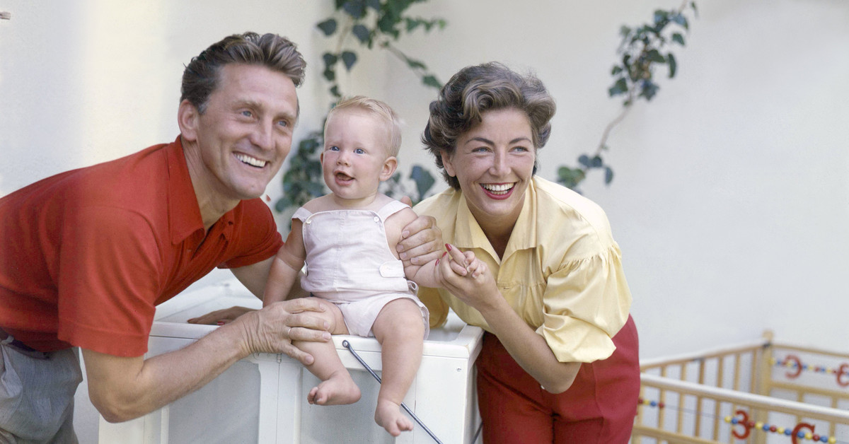 Muere a los 102 años Anne Douglas, esposa de Kirk Douglas