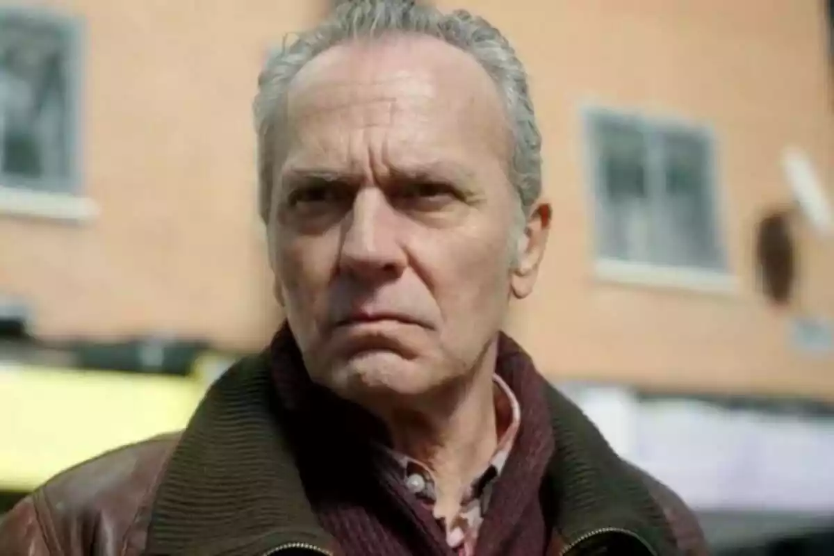 José Coronado, magnate desesperado con sus hijos