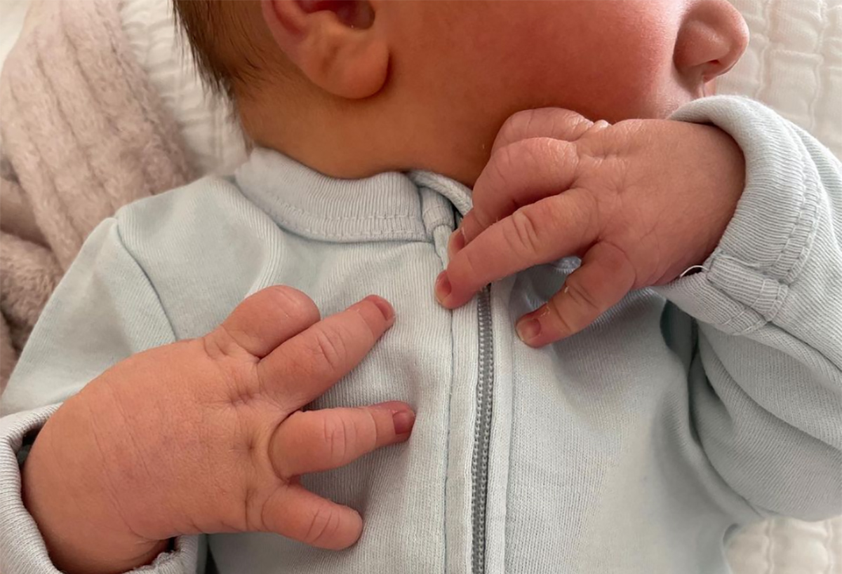 Mandy Moore da a luz a su primer hijo, el pequeño Gus