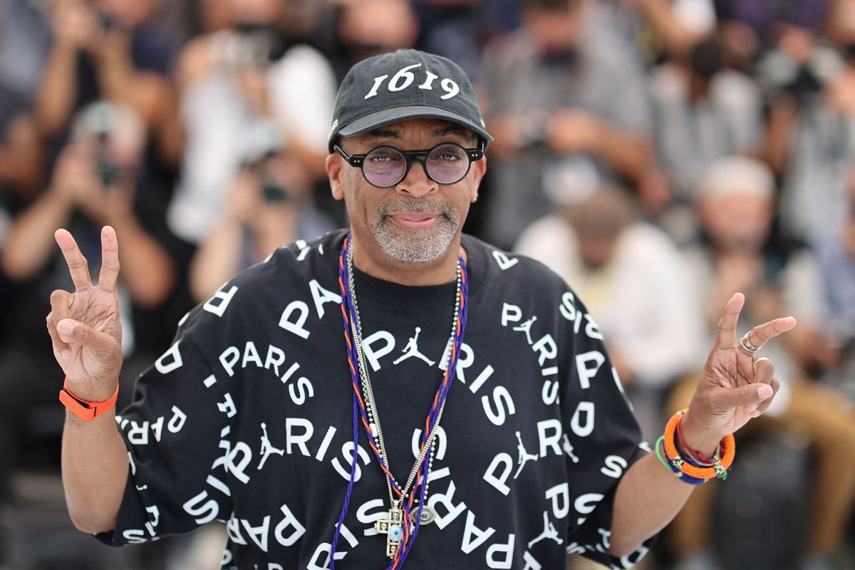 Spike Lee defiende las teorías de la conspiración