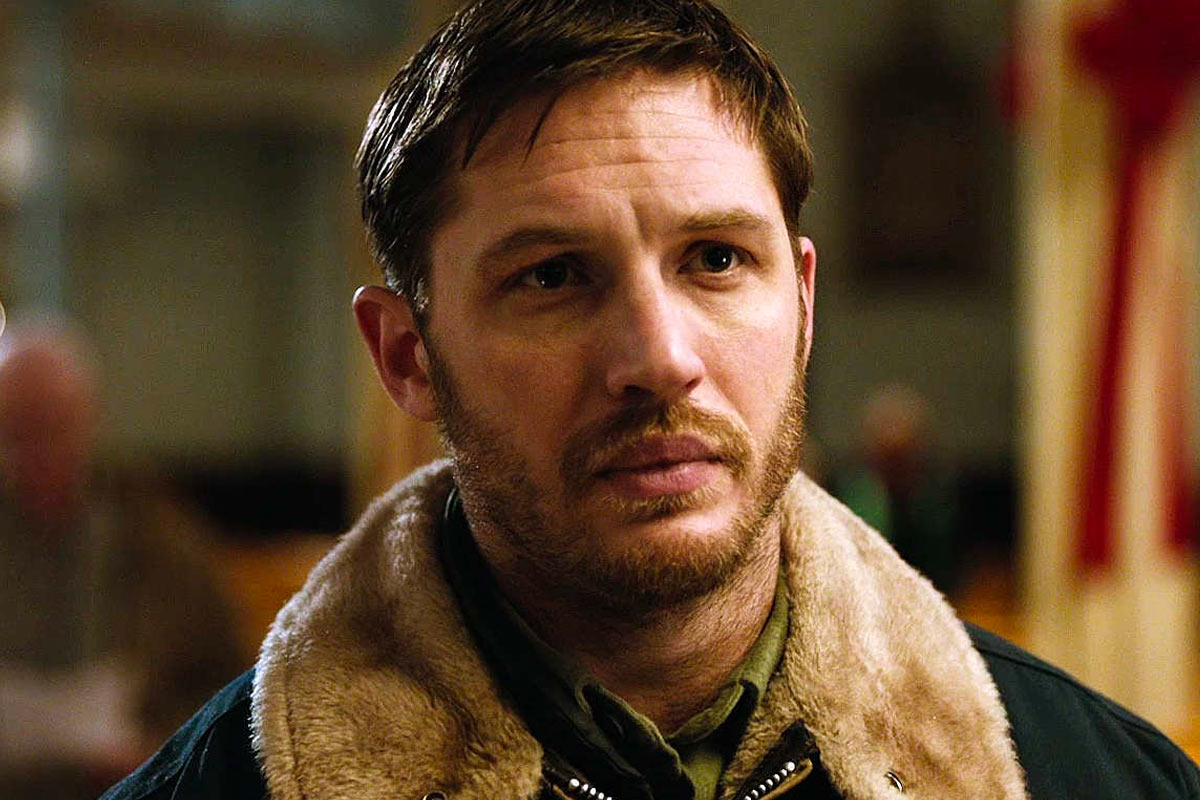 Tom Hardy, Helen Mirren y Pierce Brosnan bailan al son de Guy Ritchie