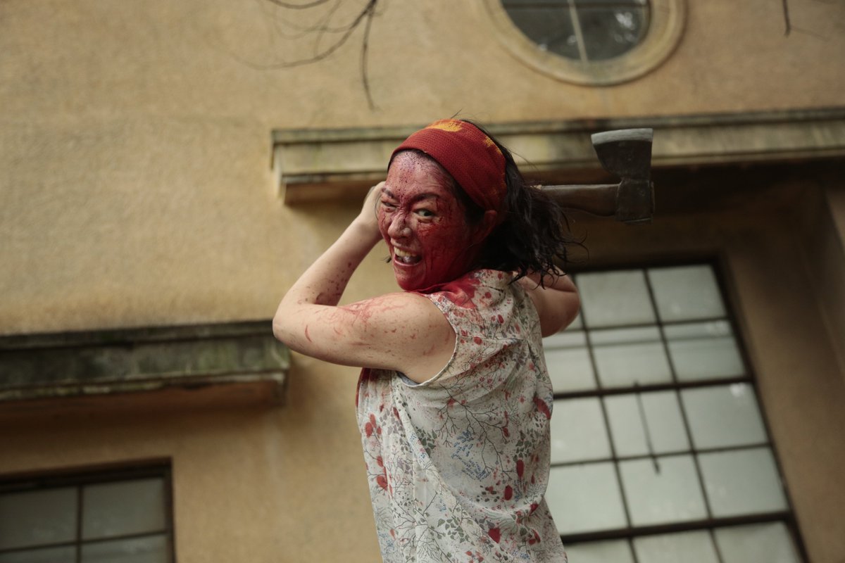 Vuelven los zombies: el autor de "The Artist" rueda la versión francesa de "One Cut of the Dead"