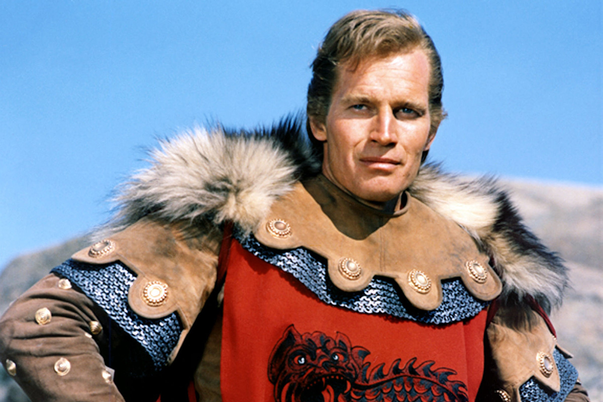 Leyendas urbanas de Hollywood En una escena de "El Cid" se puede ver un avión de Iberia