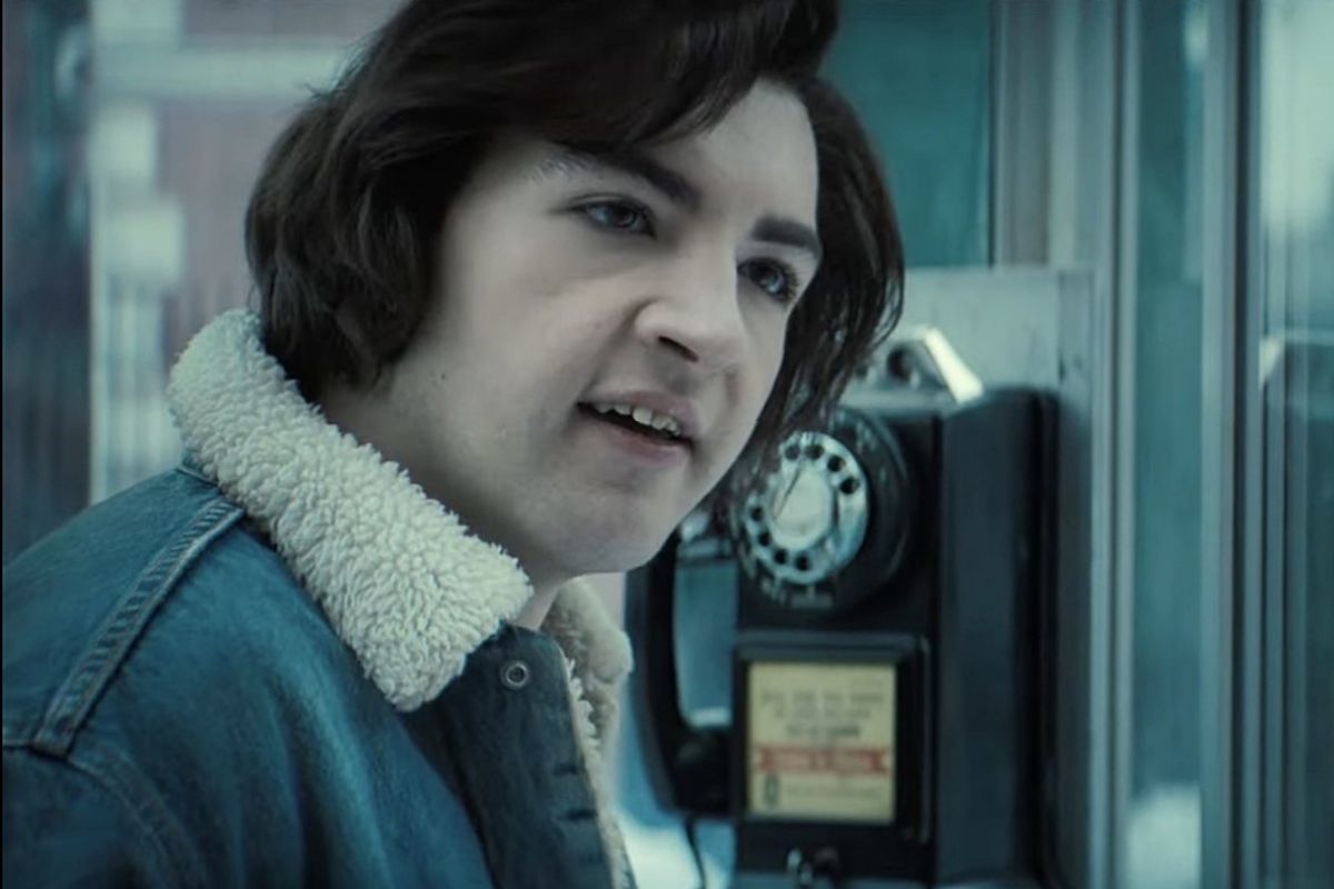 Jon Bernthal se pone la venda antes de la herida ante el estreno de la precuela de “Los Soprano"