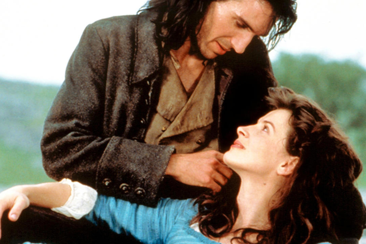 Imagen de Ralph Fiennes y Juliette Binoche  en "El paciente inglés"