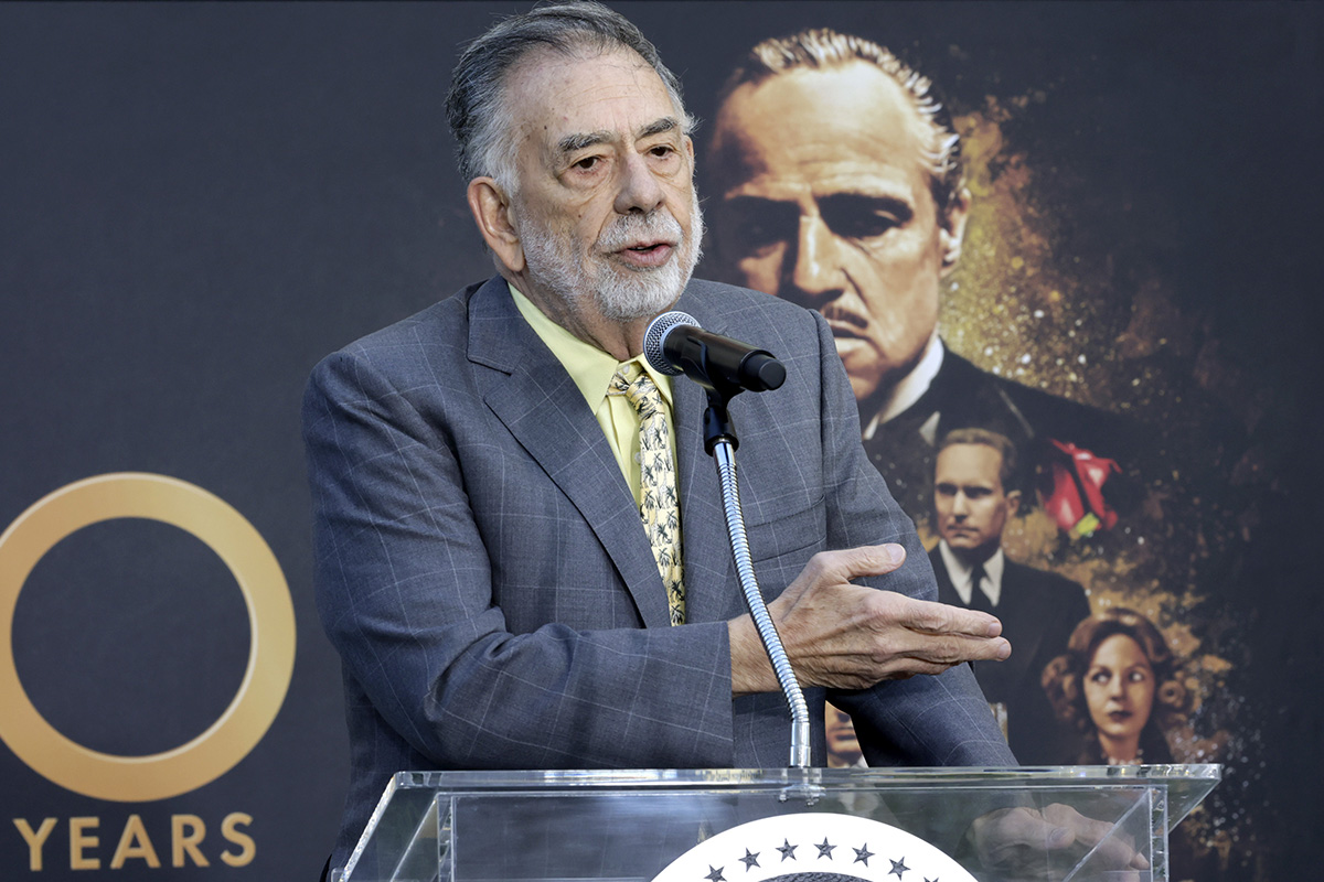 Francis Ford Coppola pregunta a sus fans con cuánta frecuencia piensan en el Imperio Romano