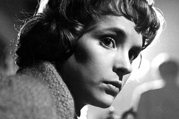 Adiós a Édith Scob, protagonista de "Los ojos sin rostro"