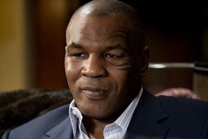 Mike Tyson pega al mentor de Bruce Lee en "Ip Man 3"
