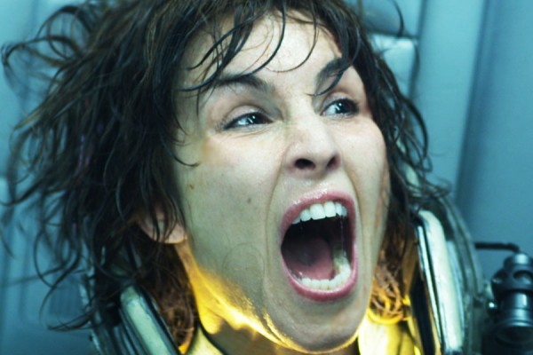 Noomi Rapace, de hacker a guardaespaldas