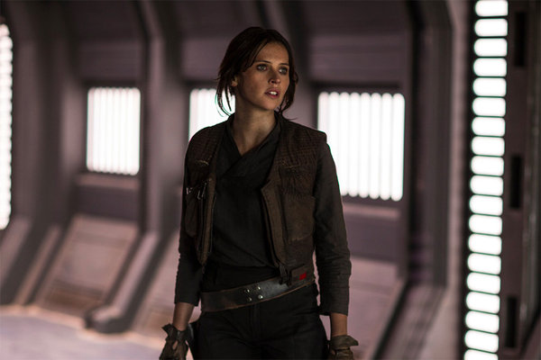 Felicity Jones, jueza del tribunal Supremo: de Vader a Bader